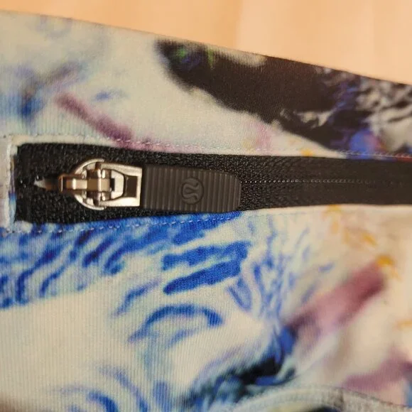 Lululemon Women's Speed Up Tight Leggings in Exposure Multi Size 4 - Picture 12 of 15